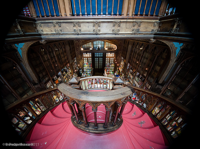 Livraria Lello. Porto, Portugal